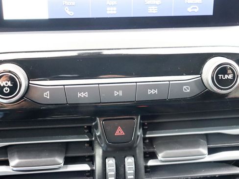Used 2025 Ford Escape Active AWD/4WD image 32