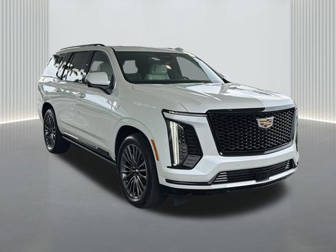 Used 2025 Cadillac Escalade Sport Platinum AWD/4WD image 7