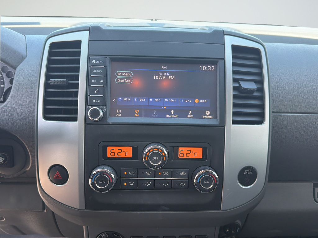 Used 2021 Nissan Frontier SV w/ Midnight Edition Floor Mats AWD/4WD image 37