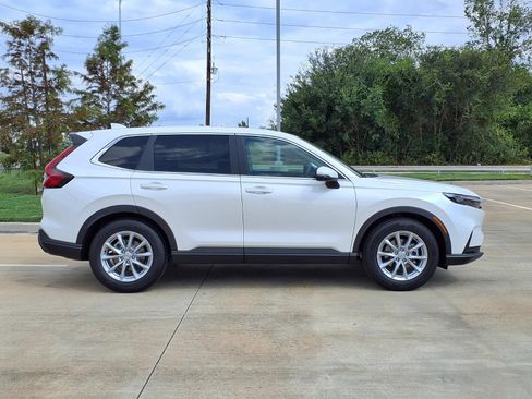 Used 2026 Honda CR-V EX image 8