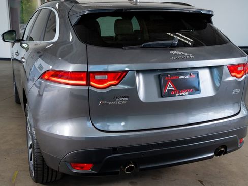 Used 2019 Jaguar F-PACE Prestige AWD/4WD image 17