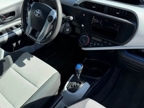 Used 2012 Toyota Prius C Two image 28
