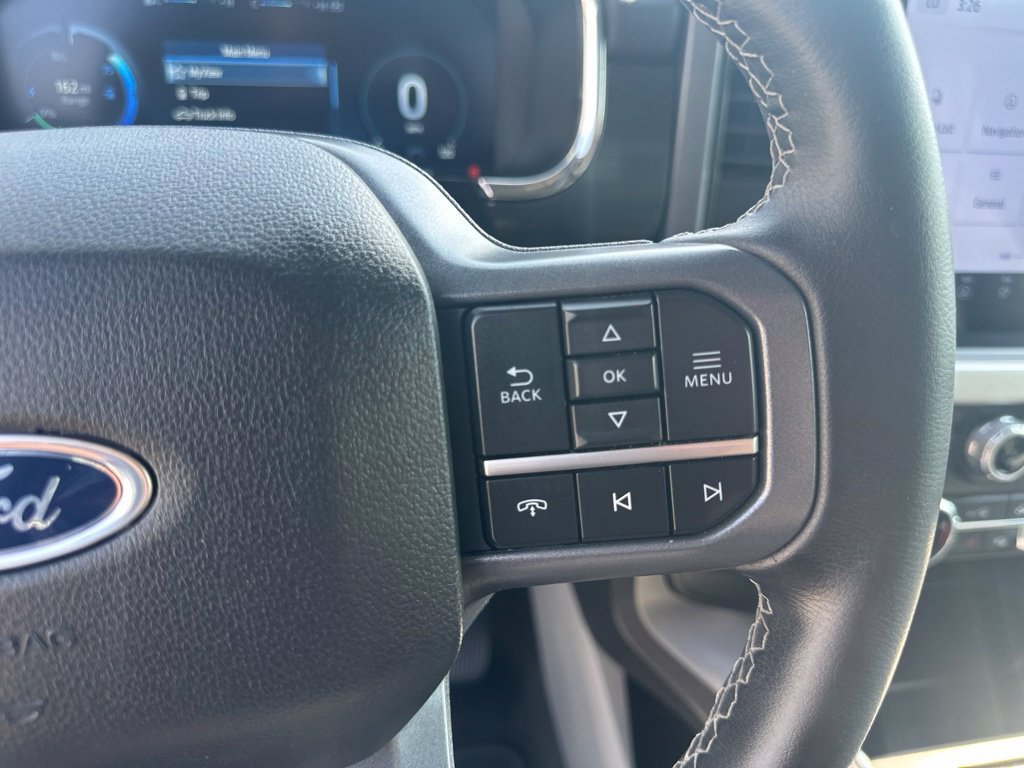 Used 2023 Ford F150 Lightning XLT AWD/4WD image 27