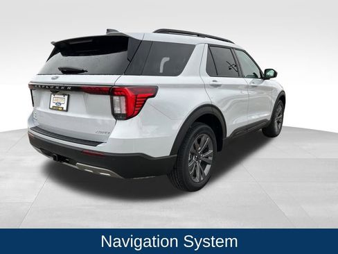 New 2026 Ford Explorer Active w/ Active Comfort Package image 7