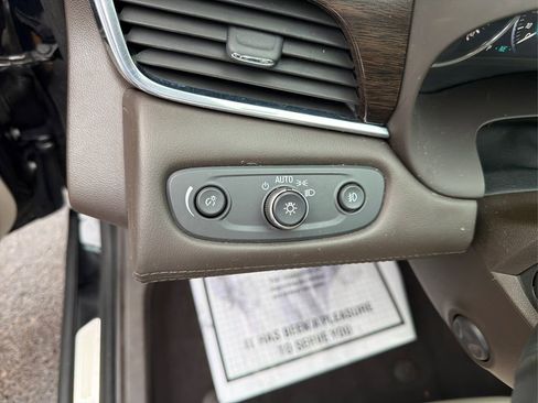Used 2017 Buick LaCrosse Preferred image 23
