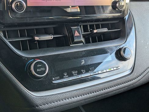 Certified 2020 Toyota Corolla SE FWD image 21