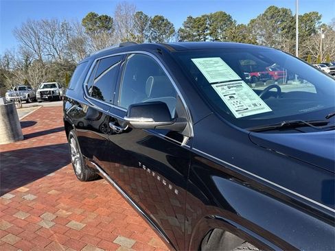 Used 2023 Chevrolet Traverse Premier image 26