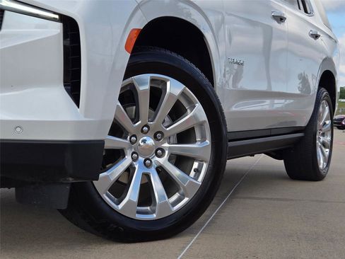 Used 2023 Chevrolet Tahoe Premier AWD/4WD image 8