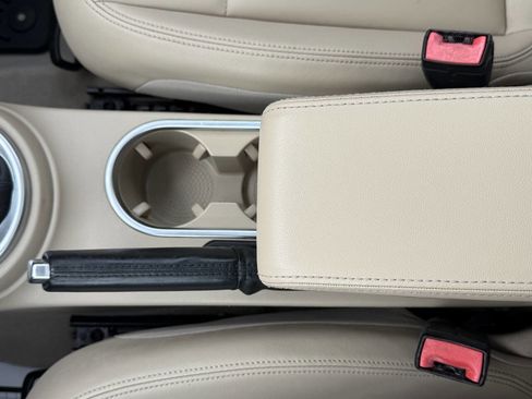 Used 2014 Volkswagen Beetle 1.8T image 22