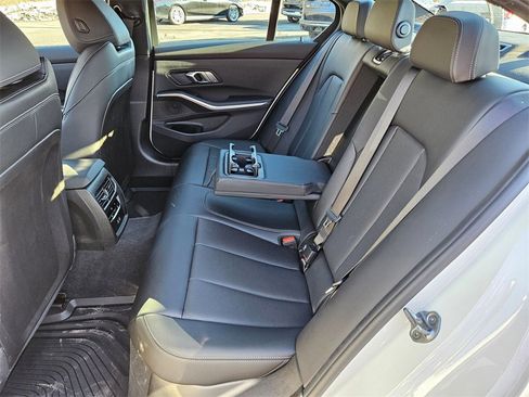 Used 2025 BMW 330i xDrive Sedan image 21