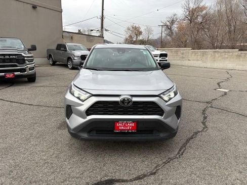 Used 2024 Toyota RAV4 LE AWD/4WD image 9
