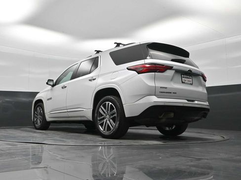 Used 2023 Chevrolet Traverse High Country image 31