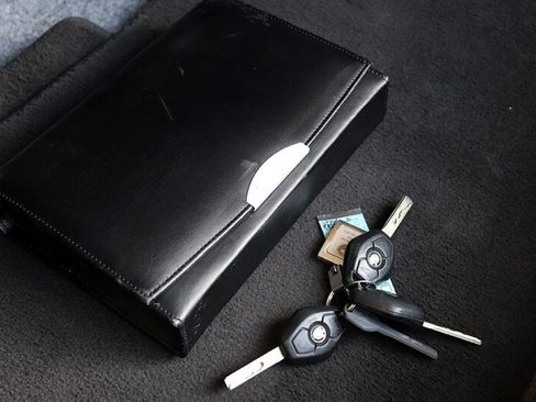 Used 2004 BMW 325Ci Convertible image 46