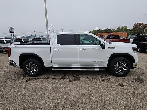 New 2026 GMC Sierra 1500 SLT w/ SLT Premium Package image 11