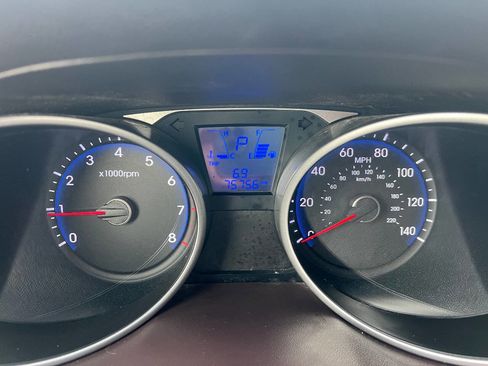 Used 2015 Hyundai Tucson Limited image 34