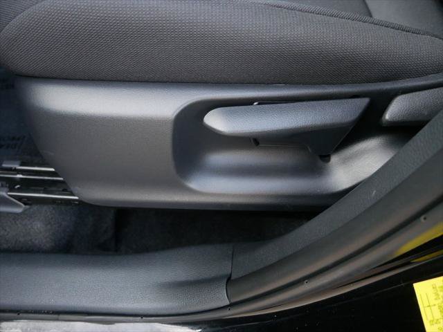 Certified 2024 Toyota Corolla Cross LE AWD/4WD image 15