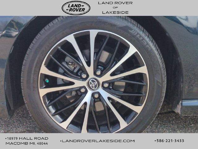Used 2019 Toyota Camry SE FWD image 21