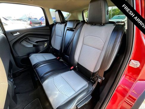 Used 2019 Ford Escape SE FWD image 6