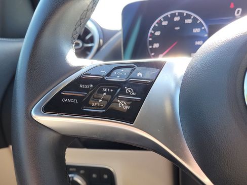 Certified 2025 Mercedes-Benz GLA 250 image 28