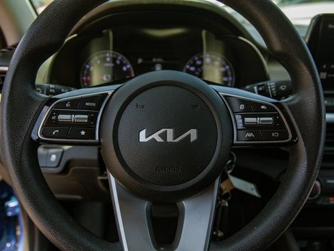 Used 2023 Kia Forte LXS FWD image 17