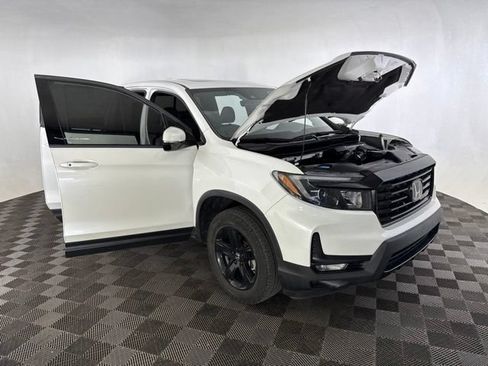 Used 2023 Honda Ridgeline Black Edition image 15