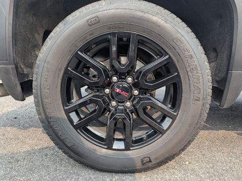 Used 2024 GMC Sierra 1500 Elevation AWD/4WD image 12