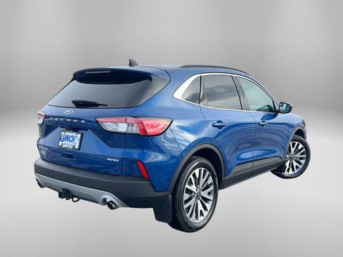 Used 2022 Ford Escape Titanium w/ Class II Trailer Tow Package image 41