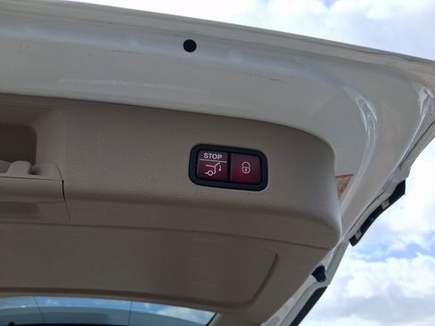 Used 2016 Mercedes-Benz GL 450 4MATIC image 29