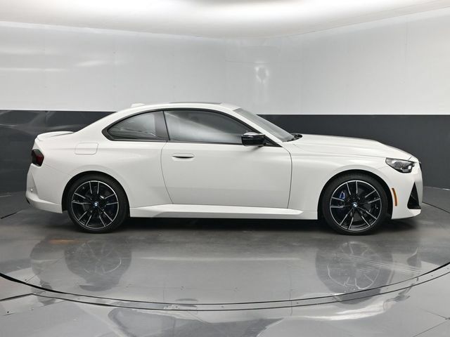 Used 2026 BMW M240i xDrive Coupe AWD/4WD image 2