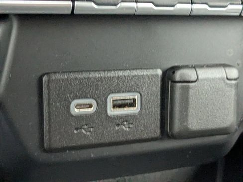 Certified 2022 Chevrolet Silverado 1500 RST w/ Rally Edition image 20