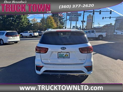 Used 2019 Kia Sorento SX image 4