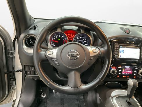 Used 2014 Nissan Juke SV w/ Navigation Package AWD/4WD image 12