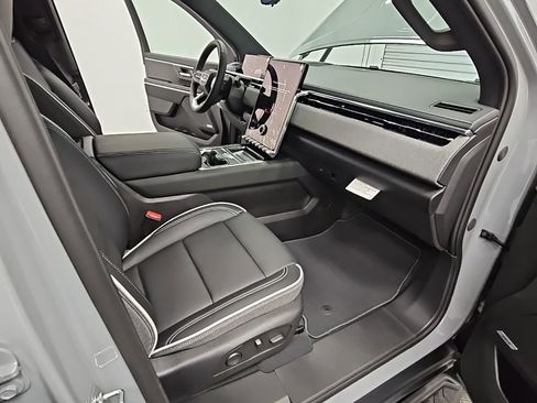 New 2026 GMC Sierra EV Elevation w/ Premium Package image 36