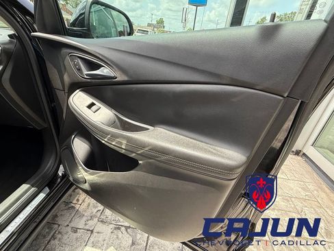 Used 2020 Buick Encore GX Preferred w/ Cold Weather Comfort Package FWD image 22