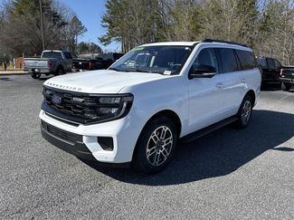 Used 2025 Ford Expedition Active video 3