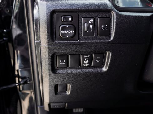 Certified 2022 Toyota 4Runner Limited AWD/4WD image 18