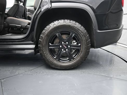 Used 2023 GMC Acadia AT4 w/ Technology Package AWD/4WD image 21