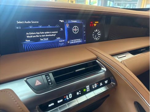 Used 2018 Lexus LC 500 Coupe RWD image 15