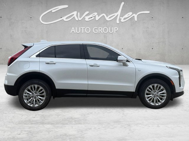 Certified 2024 Cadillac XT4 Luxury AWD/4WD image 17