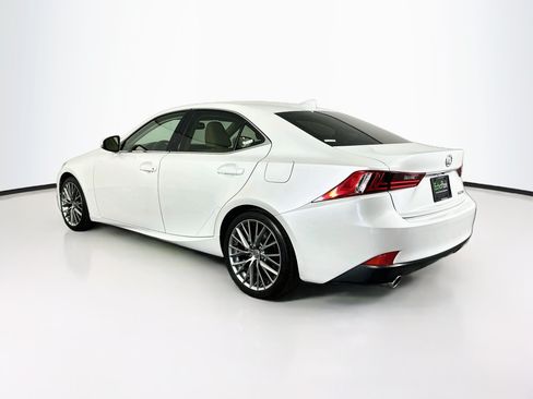 Used 2015 Lexus IS 250 w/ Navigation System Package RWD image 5