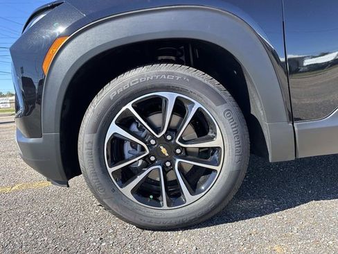 New 2026 Chevrolet TrailBlazer LT w/ Convenience Package FWD image 20