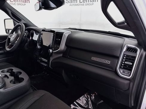 Used 2025 RAM 2500 Big Horn AWD/4WD image 27