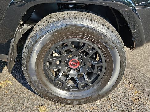 Used 2024 Toyota 4Runner TRD Off-Road Premium w/ TRD Black Wheel Package (TMS) AWD/4WD image 8