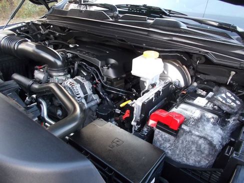 Used 2019 RAM 1500 Limited image 21