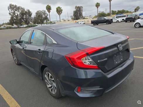 Used 2016 Honda Civic EX image 2