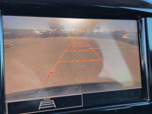 Used 2020 Chevrolet Traverse LS image 19