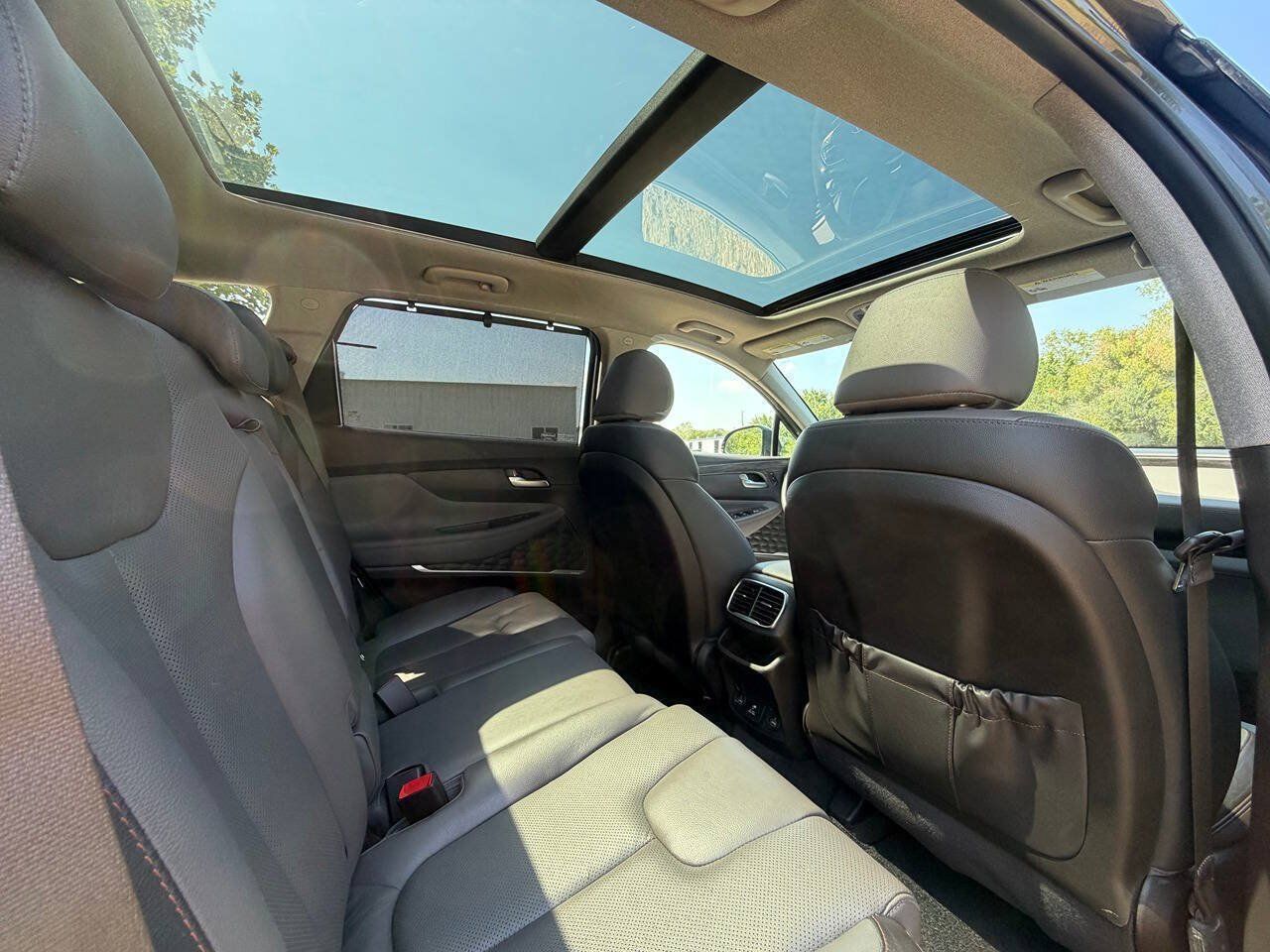 Used 2020 Hyundai Santa Fe Limited FWD image 18