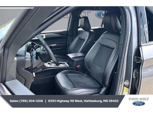 Certified 2022 Ford Explorer ST-Line w/ Class IV Trailer Tow Package RWD image 18