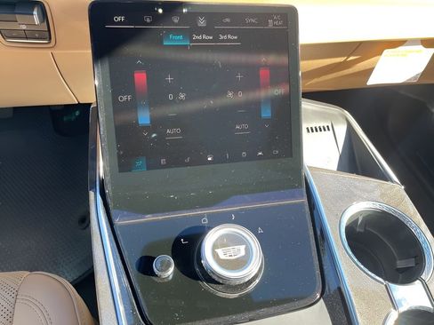 New 2025 Cadillac Escalade IQ Luxury 2 image 29