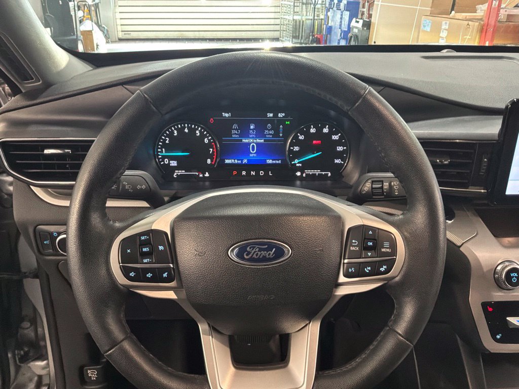 Used 2023 Ford Explorer XLT w/ Equipment Group 202A AWD/4WD image 12